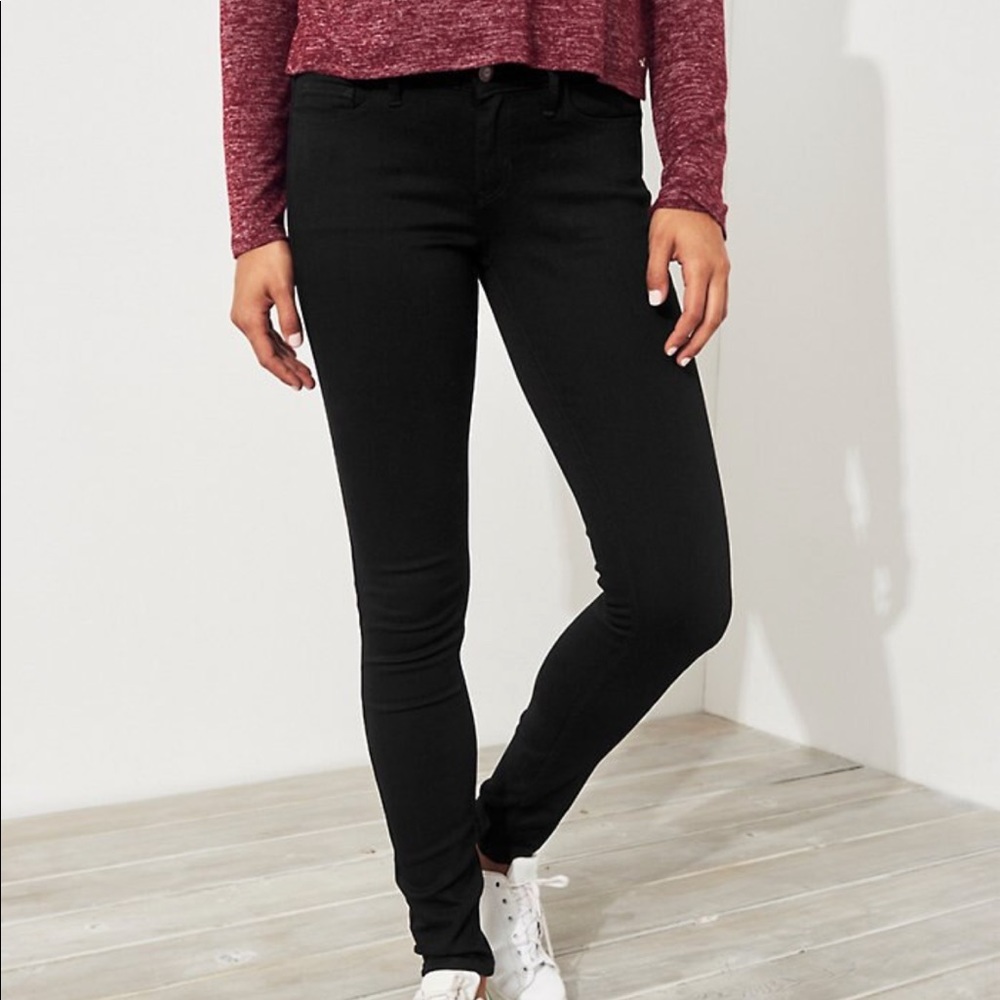 Black skinny jeans